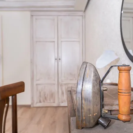 Apartment The Storyteller's Place - Aesthetic, Two Bedroom, Central In