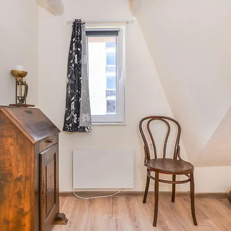 Apartment The Storyteller's Place - Aesthetic, Two Bedroom, Central In Sofia